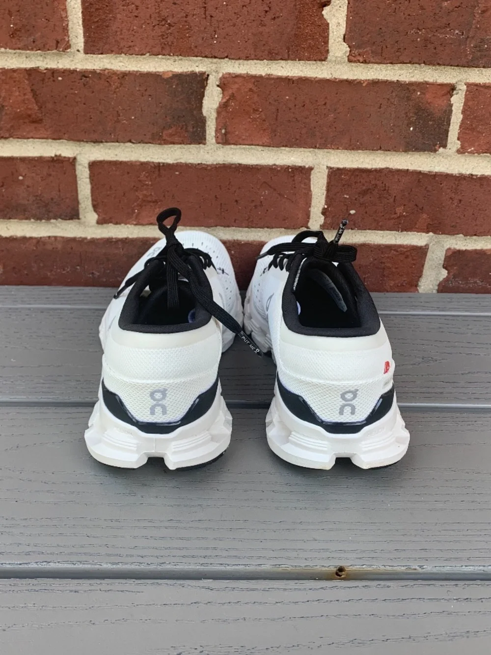 On Running Cloud X3 Sneakers